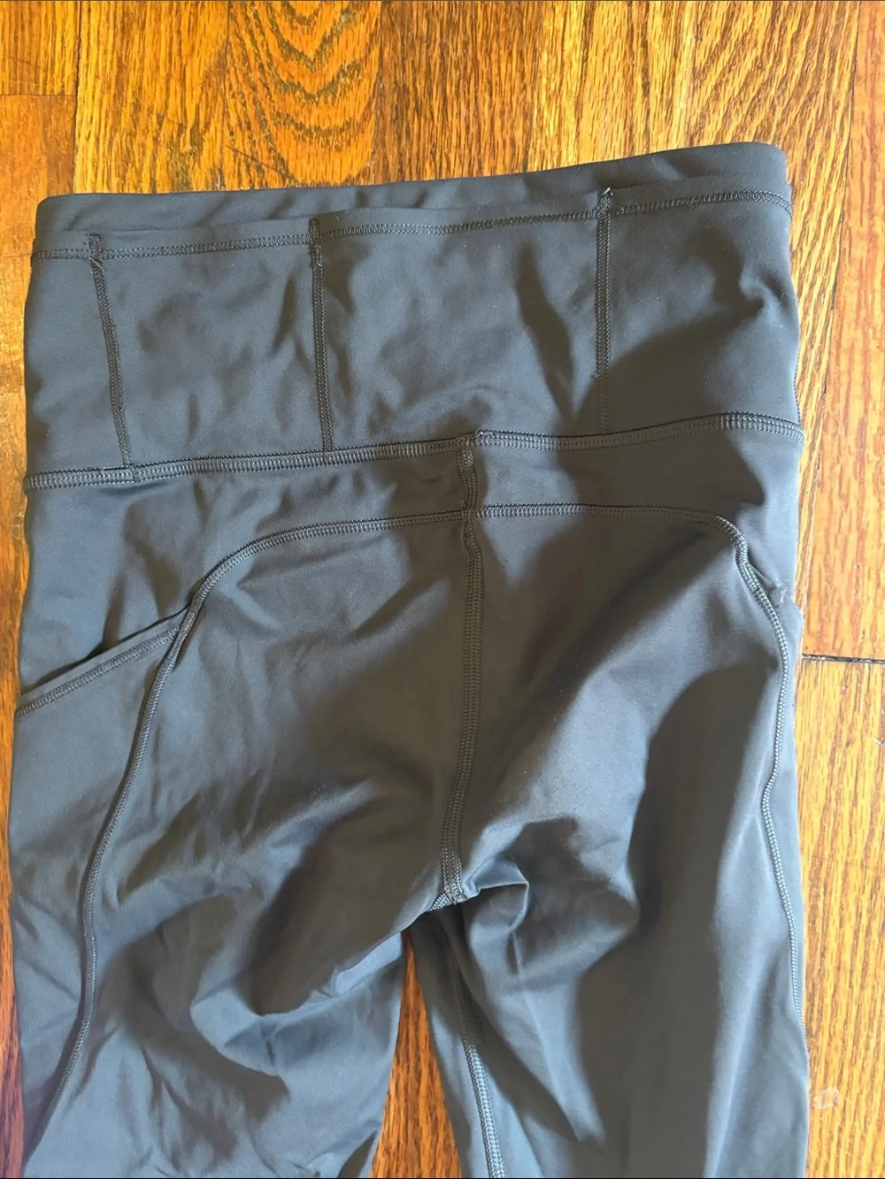 🎉Like New! Lululemon athletica Gray Workout Leggings
